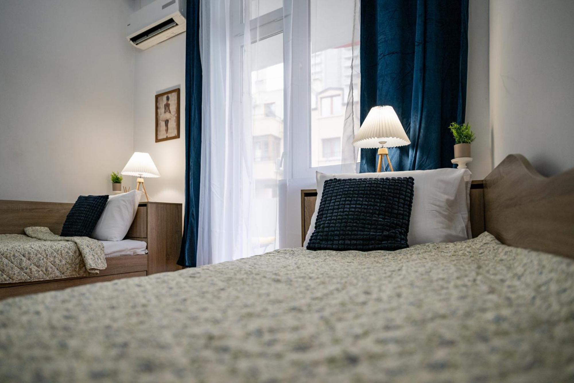 Lovely Art Apartment - Victory Варна Экстерьер фото